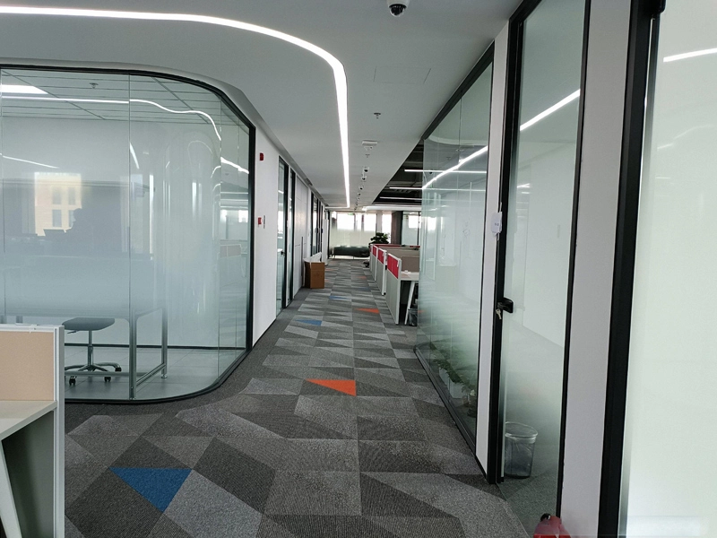 Gizlilik alanında mimari cam uygulamaları