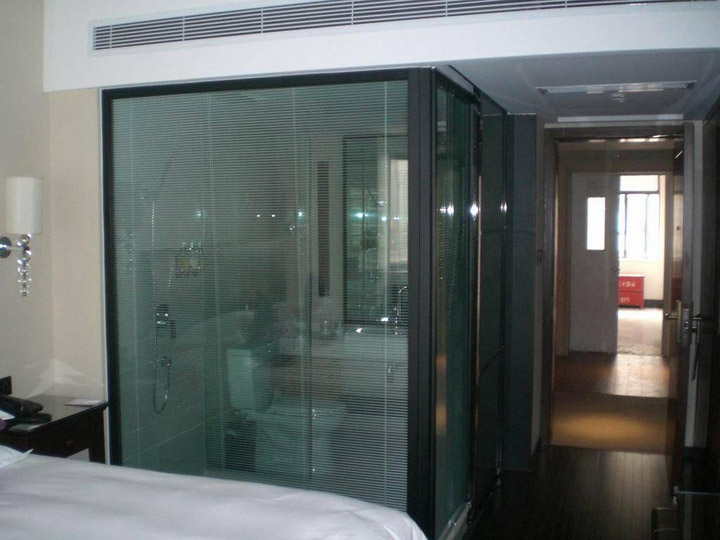 blind-insulated-glass-easy-cleaning-soundproof-better-shading-effect-05.jpg blind-insulated-glass-easy-cleaning-soundproof-better-shading-effect-05.jpg
