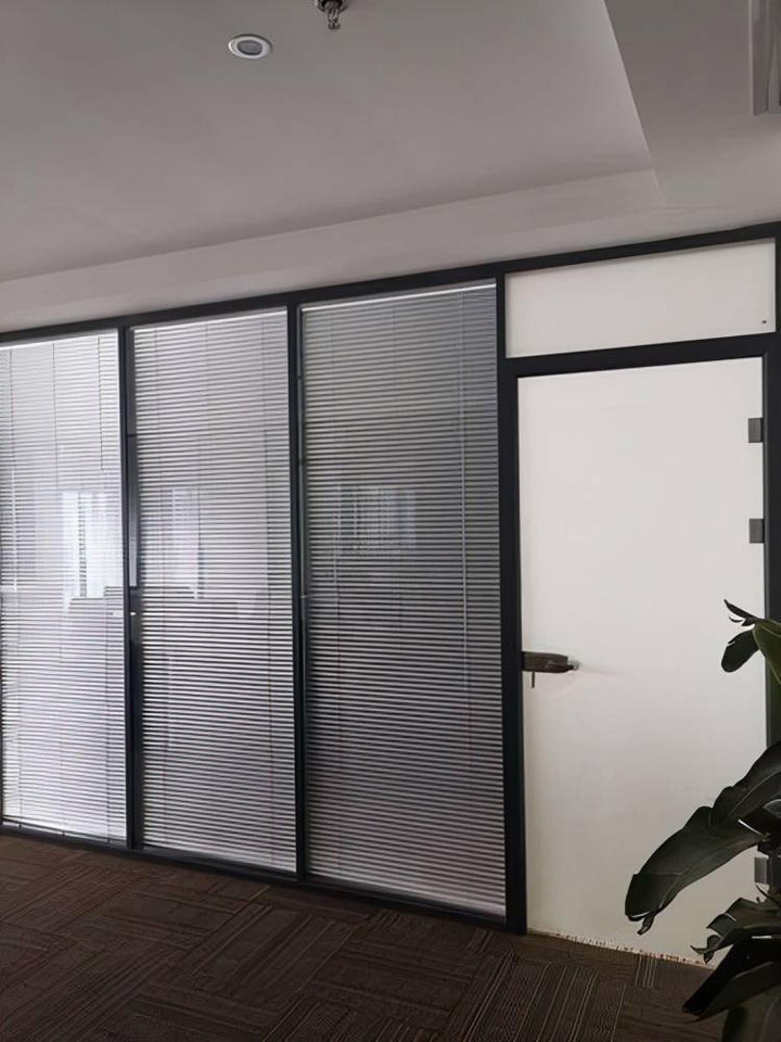 blind-insulated-glass-easy-cleaning-soundproof-better-shading-effect-06.jpg blind-insulated-glass-easy-cleaning-soundproof-better-shading-effect-06.jpg