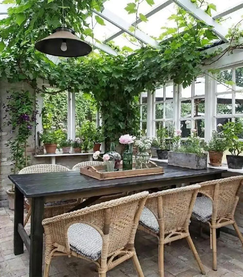 the-sunrooms-are-warm-in-winter-and-cool-in-summer2.jpg the-sunrooms-are-warm-in-winter-and-cool-in-summer2.jpg
