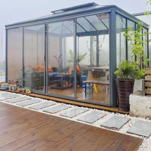 the-sunrooms-are-warm-in-winter-and-cool-in-summer3.jpg the-sunrooms-are-warm-in-winter-and-cool-in-summer3.jpg